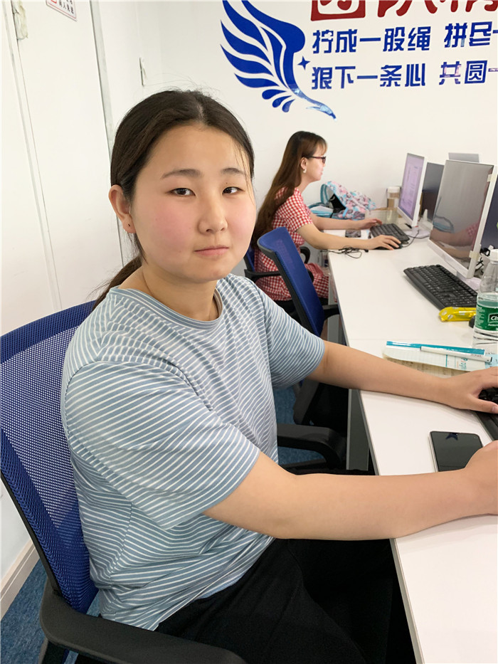 马晓晴.jpg